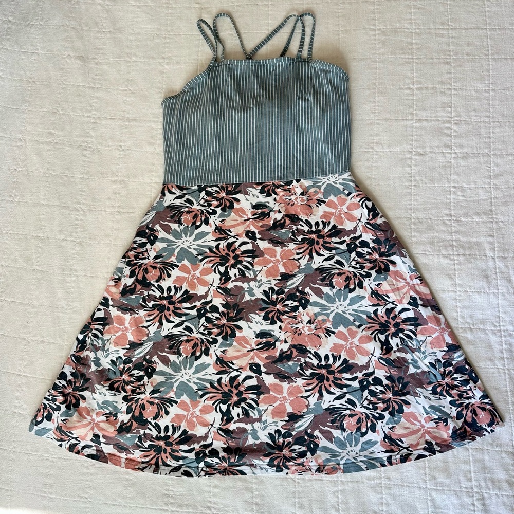 Pact Organic Cotton Fit & Flare Strappy Dress - Lake Blossoms/Lake Stripe